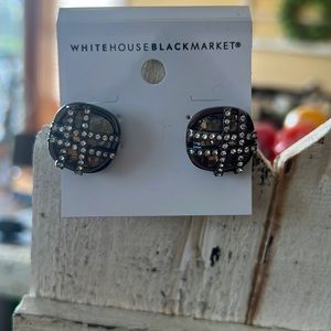 New never worn earrings.  You can dress them up or down.